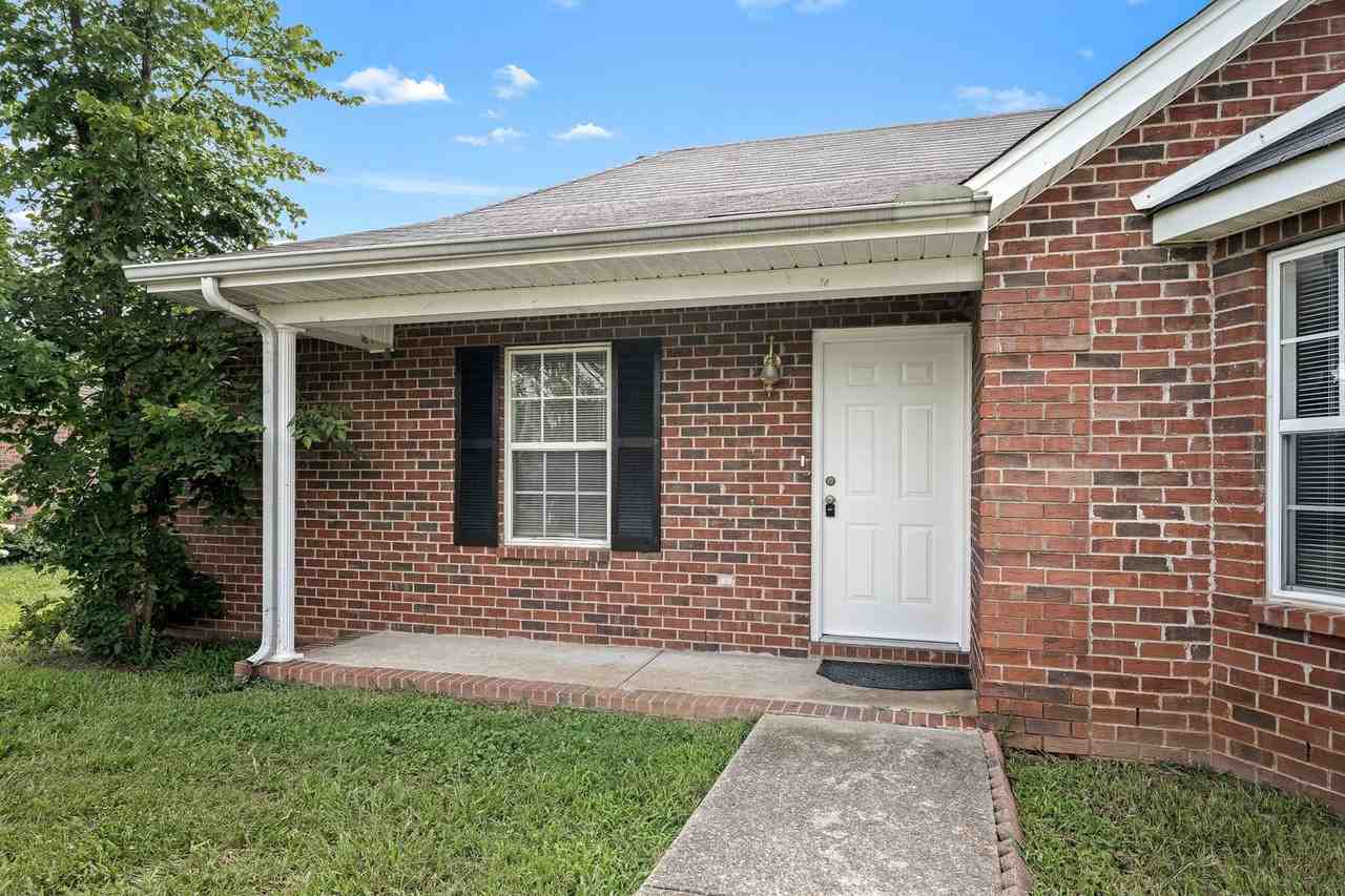 9002 Macbeth Dr - Photo 2 of 27