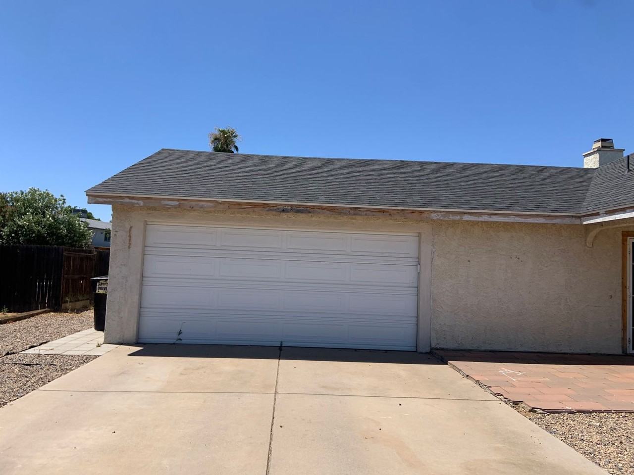 5321 W Eugie Ave - Photo 2 of 9