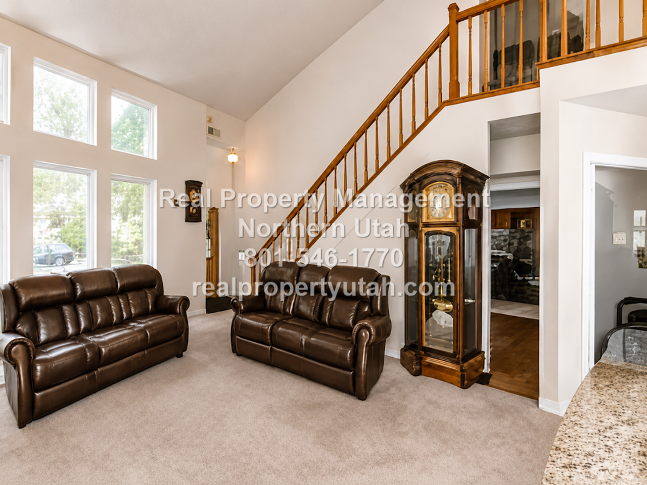 624 E 1500 S - Photo 3 of 11