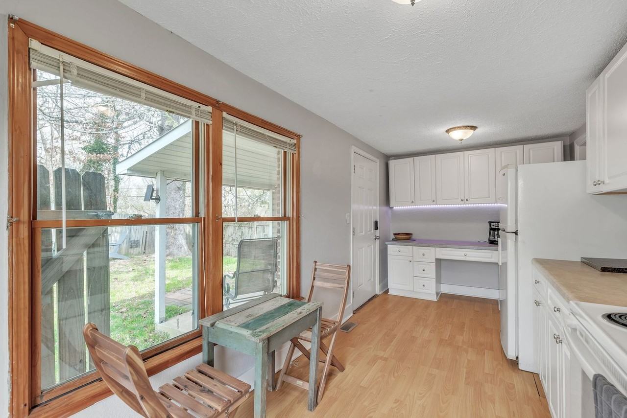 177 Hoots Dr - Photo 5 of 17