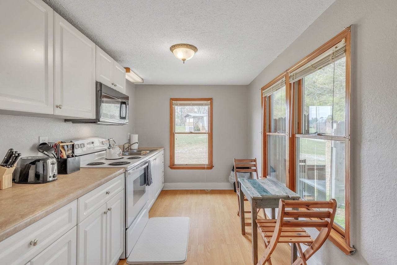 177 Hoots Dr - Photo 6 of 17
