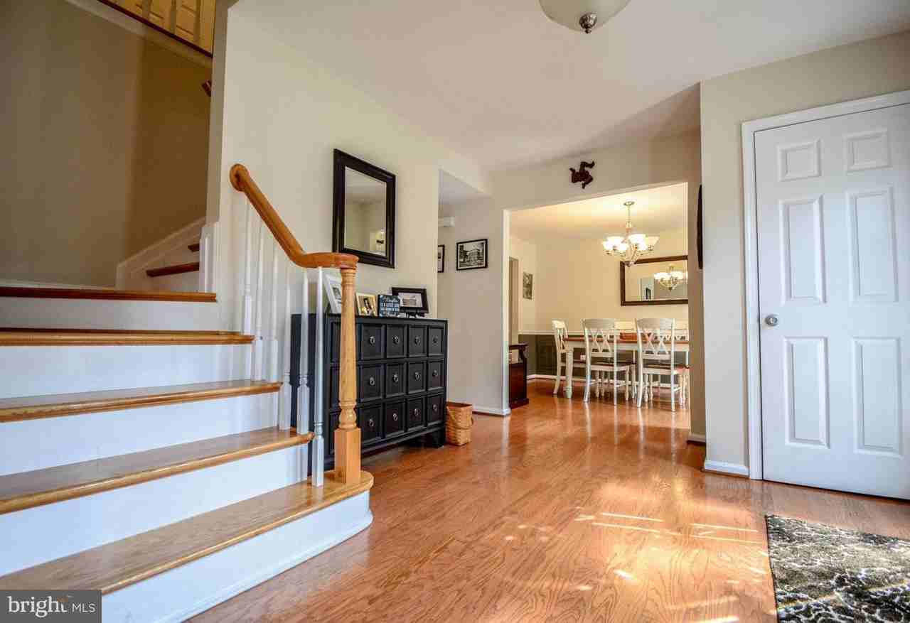13527 Point Pleasant Dr - Photo 3 of 30