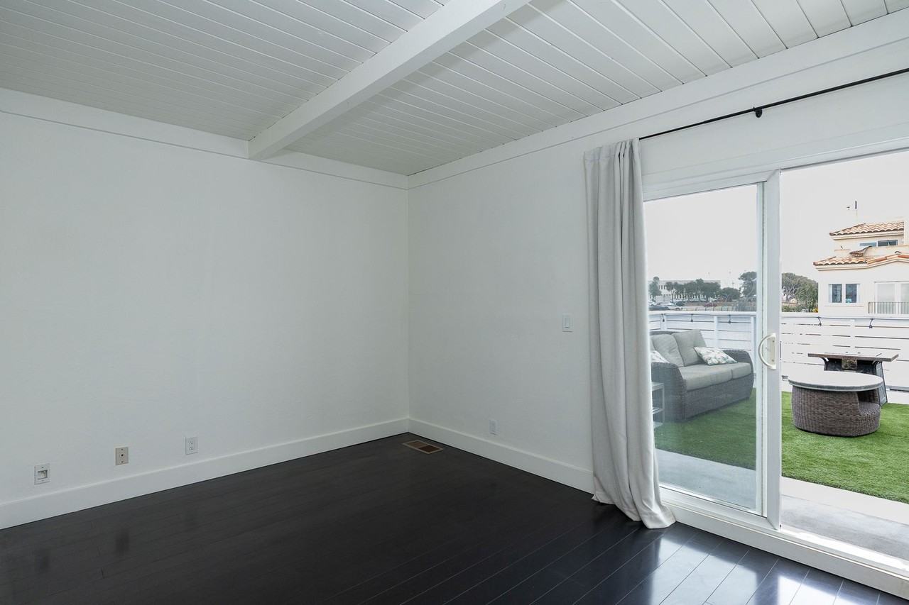 147 Fillmore Ave - Photo 5 of 27