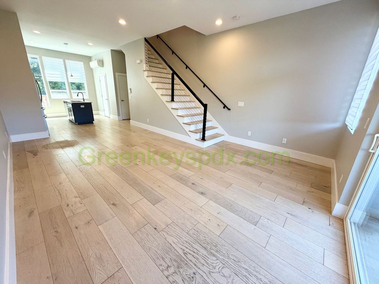6064 Ne 42nd Ave - Photo 6 of 27
