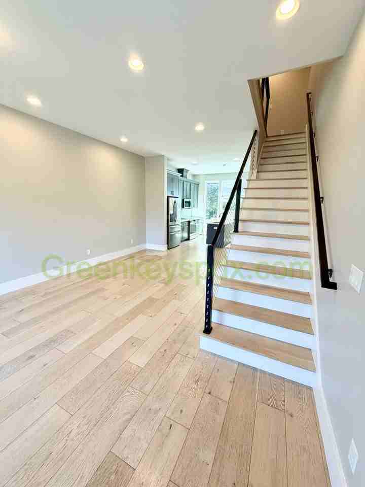 6064 Ne 42nd Ave - Photo 7 of 27