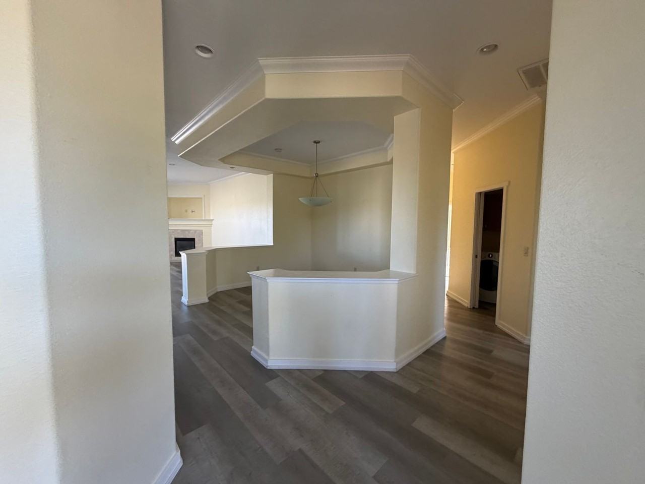 1041 Turnberry Dr - Photo 3 of 22