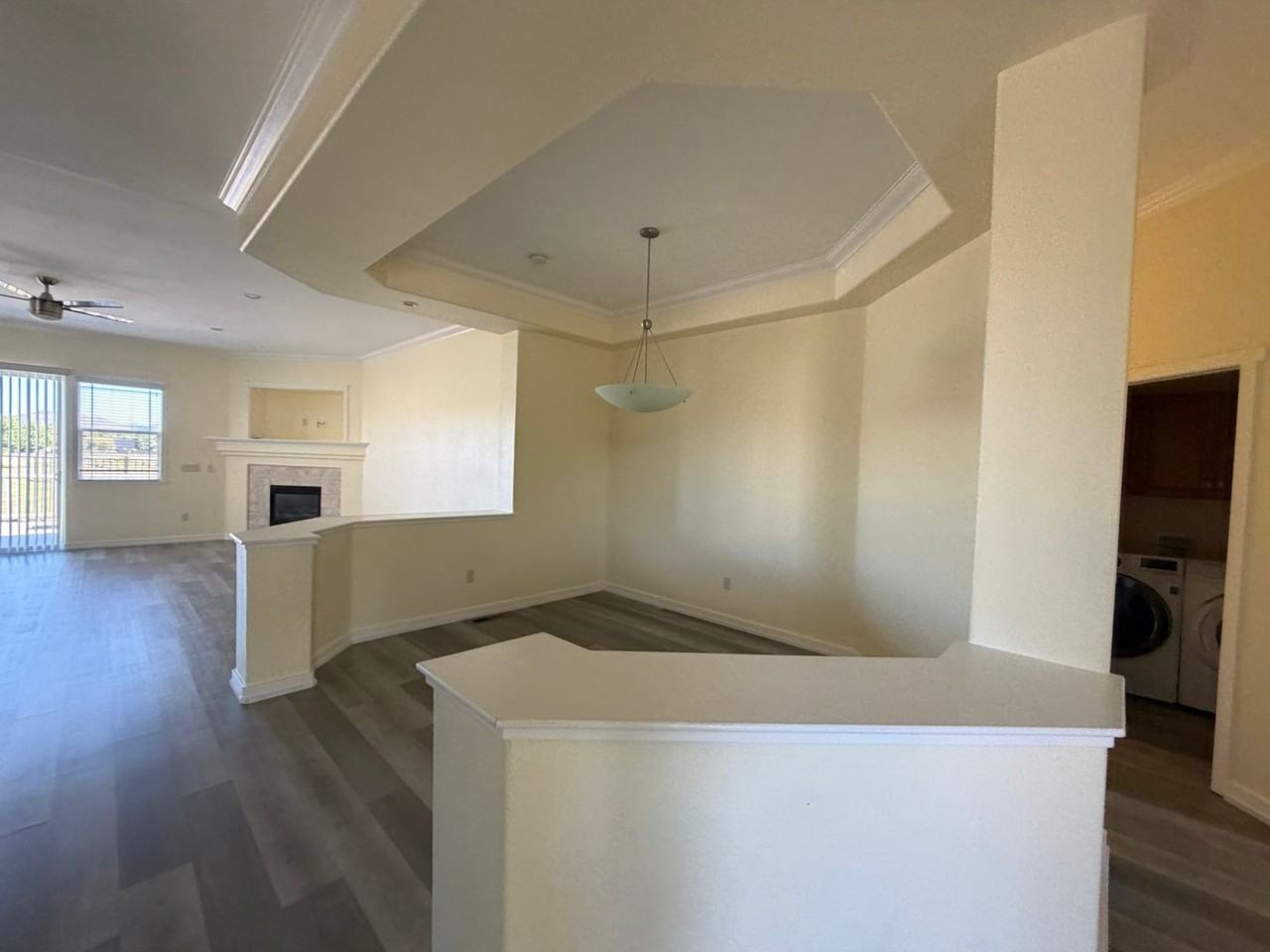 1041 Turnberry Dr - Photo 4 of 22