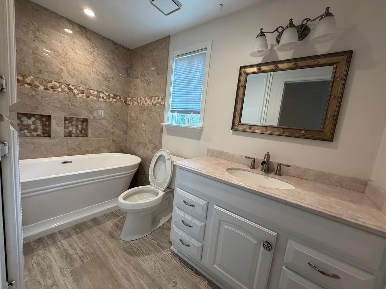 3 Heather Cir - Photo 7 of 12