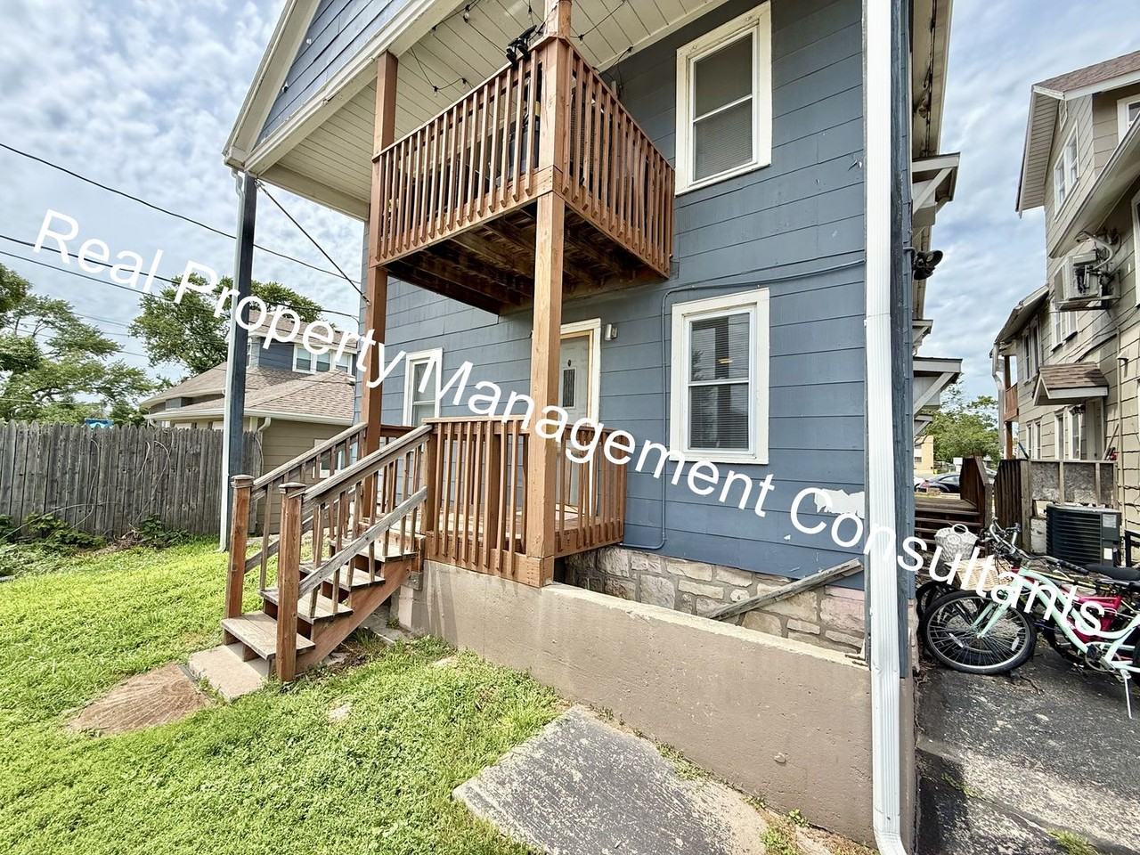 805 E 21st Ave - Photo 3 of 22