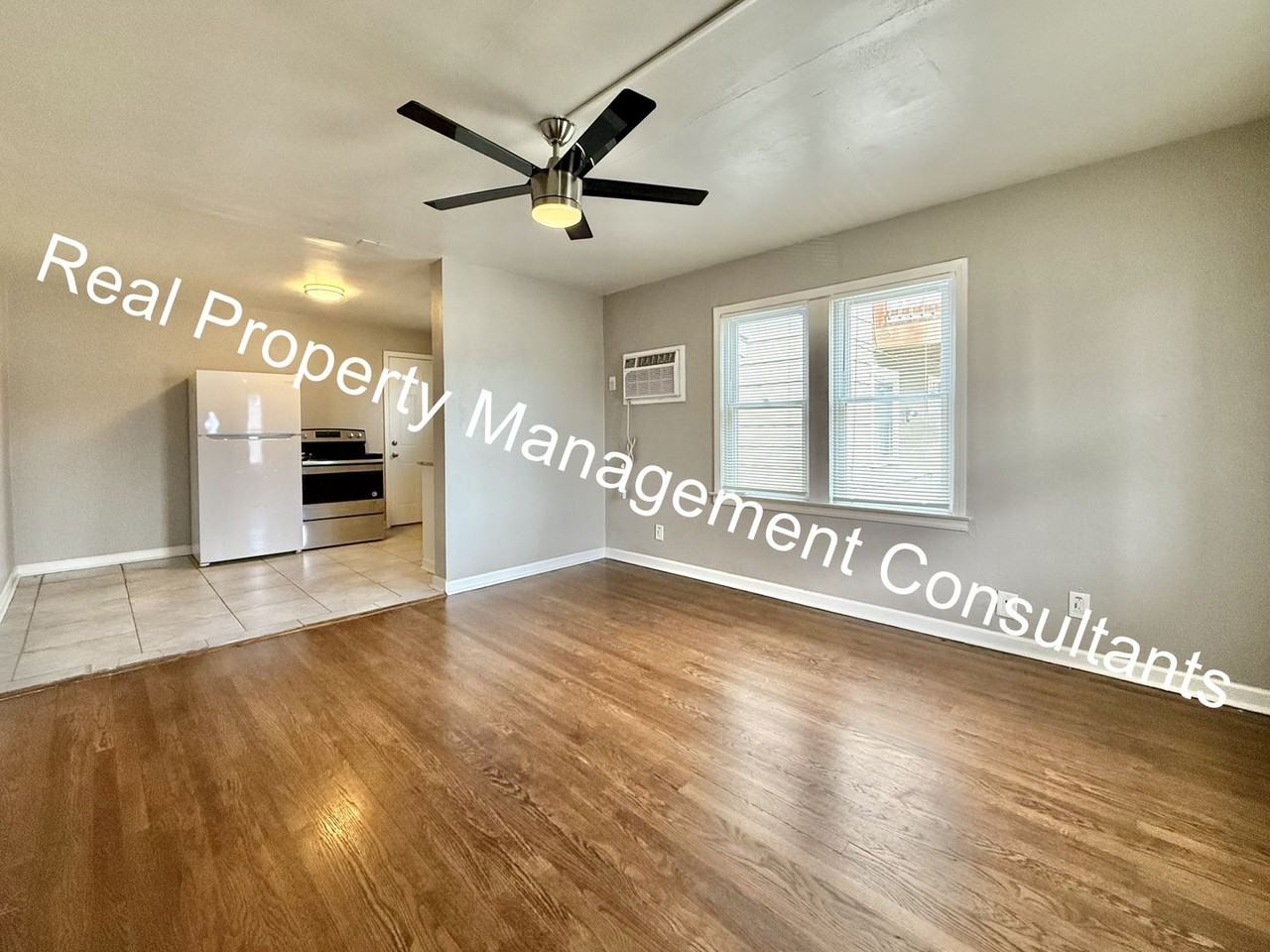 805 E 21st Ave - Photo 6 of 22