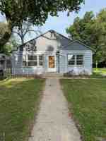 featured image of 806 N 2nd St