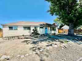 featured image of 982 Vine St