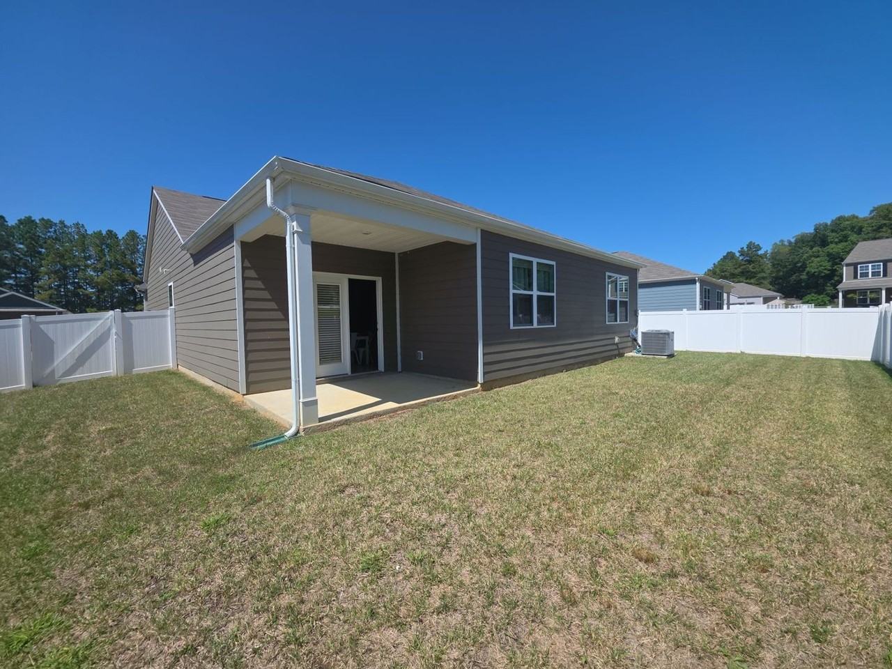 163 Nunally Dr - Photo 2 of 10