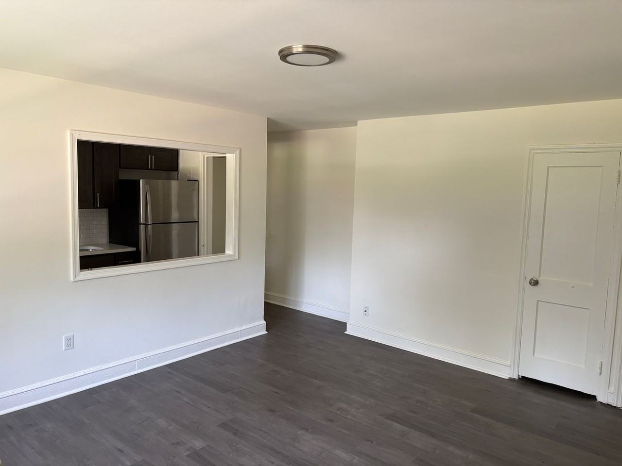 1800 Garrett Rd #101 - Photo 2 of 9