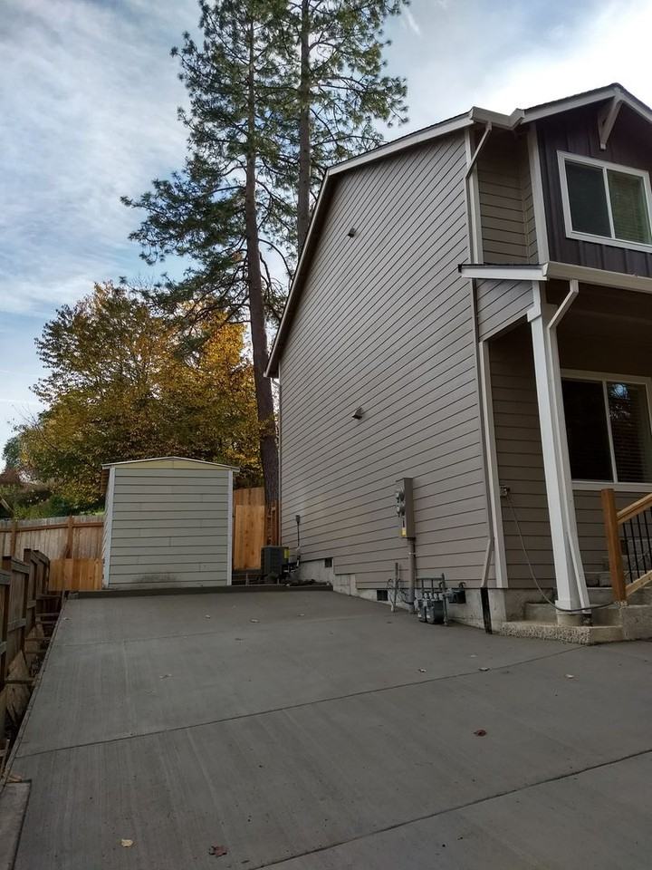 15808 Sw Division St - Photo 2 of 23
