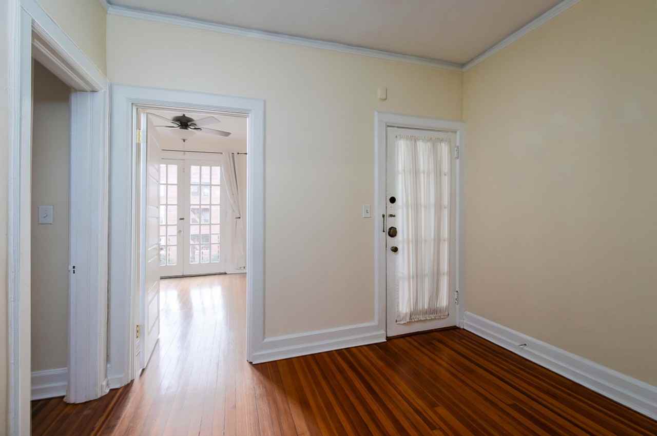 1211 Colley Ave #4 - Photo 4 of 28