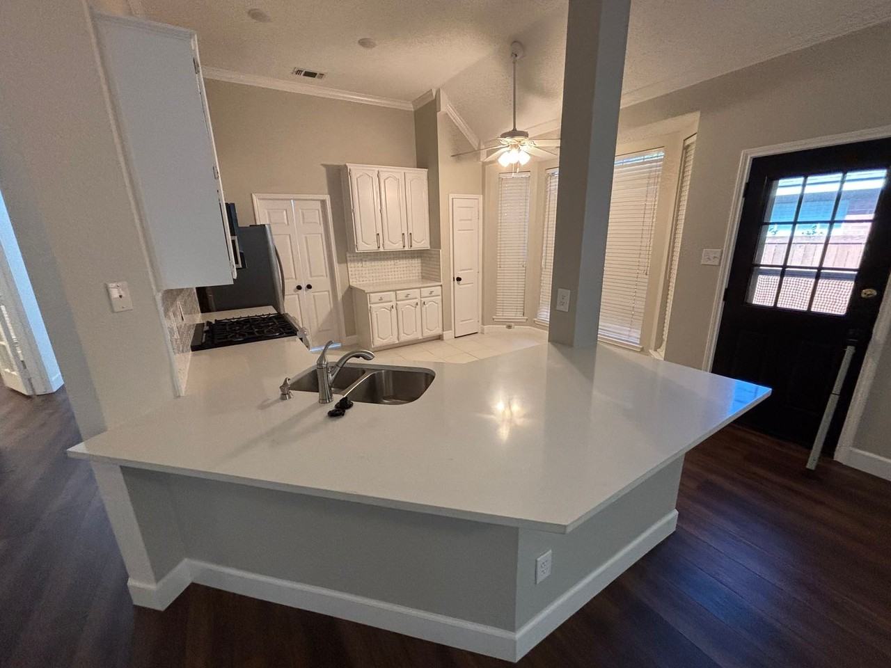 2316 London Dr - Photo 6 of 29