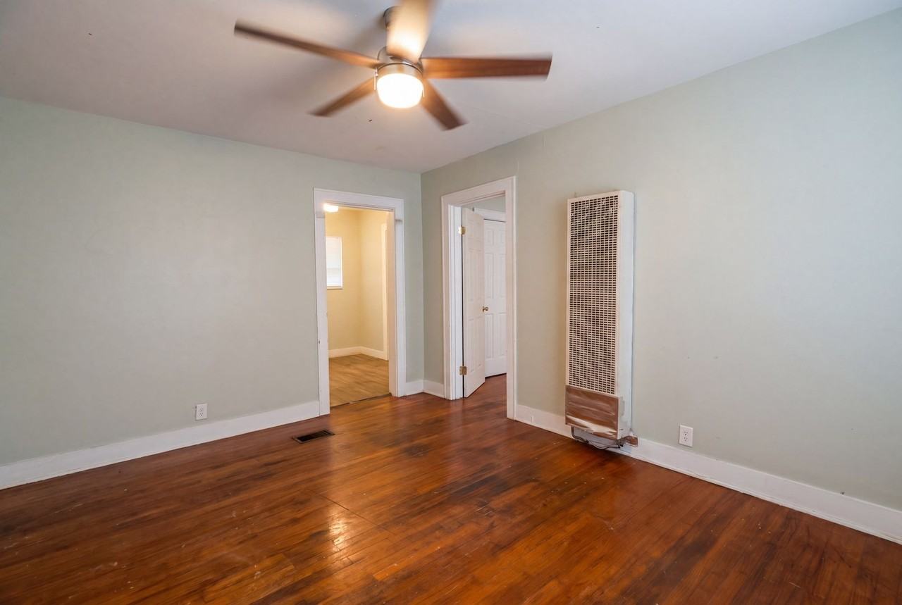 117 117 1/2 B Lister St - Photo 6 of 9