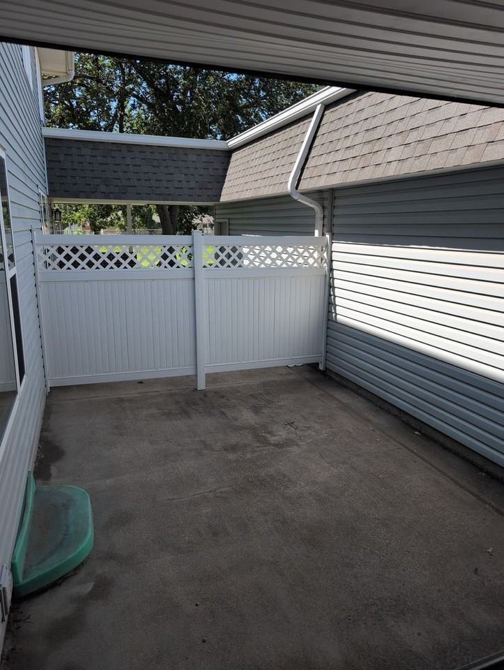 2216 Mirwyn Ct - Photo 3 of 32
