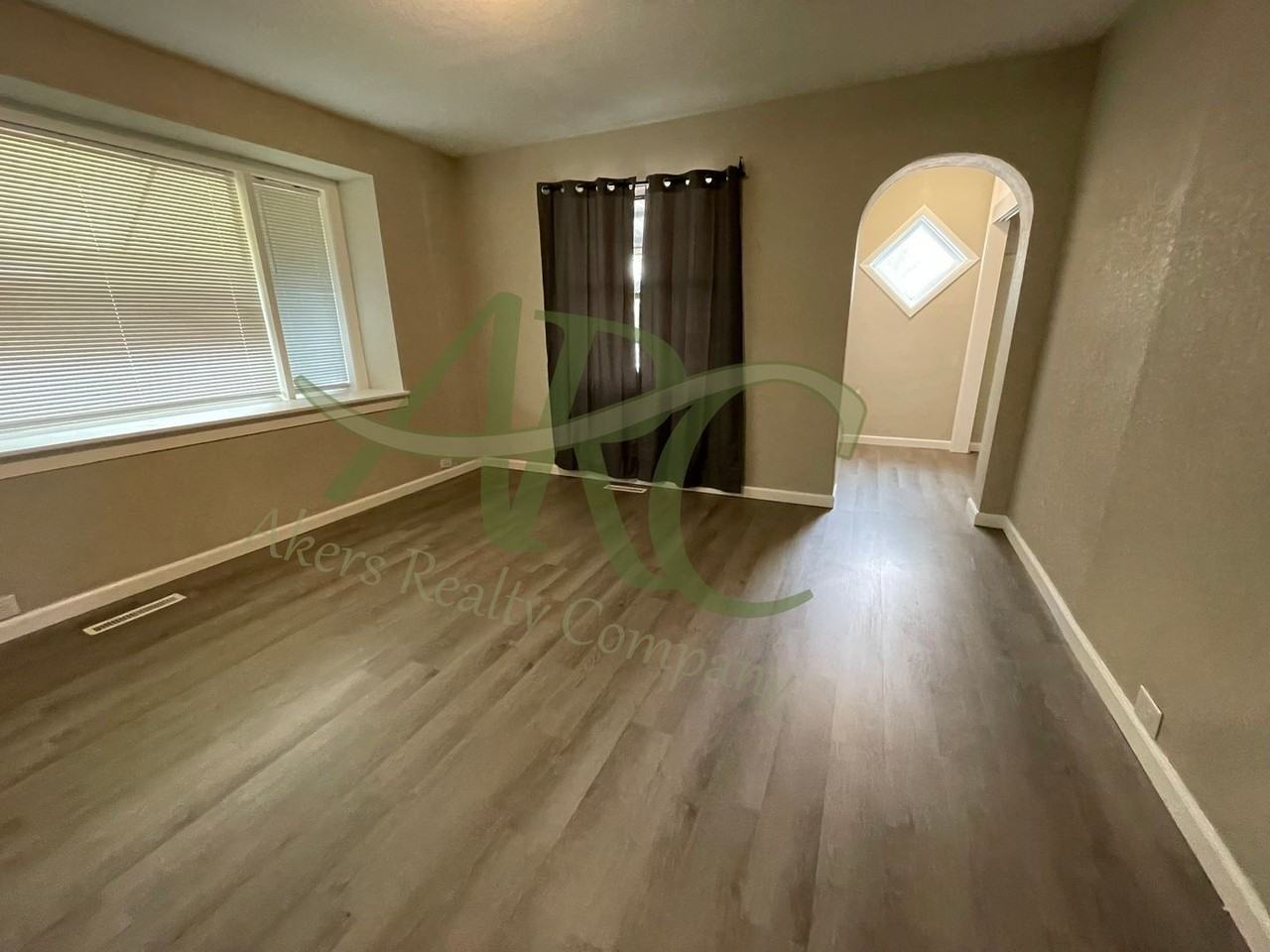 1640 E Orman Ave - Photo 3 of 11