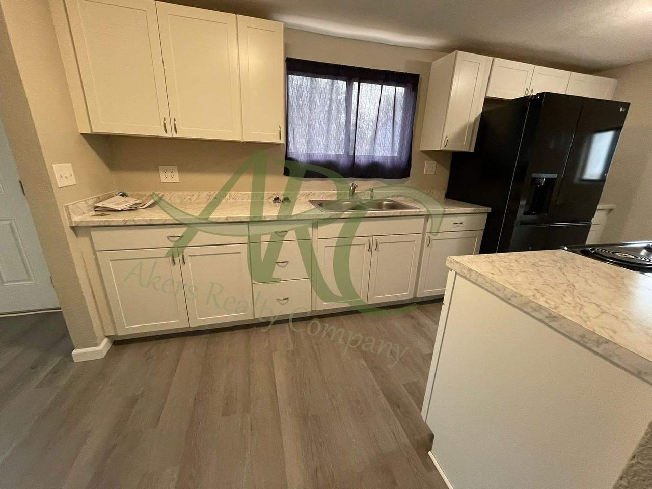 1640 E Orman Ave - Photo 4 of 11