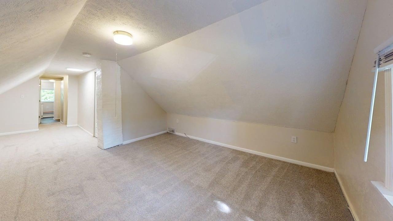 3018 E 128th St - Photo 2 of 15