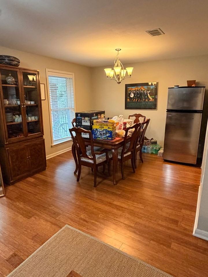 4908 Harris Ave - Photo 5 of 19