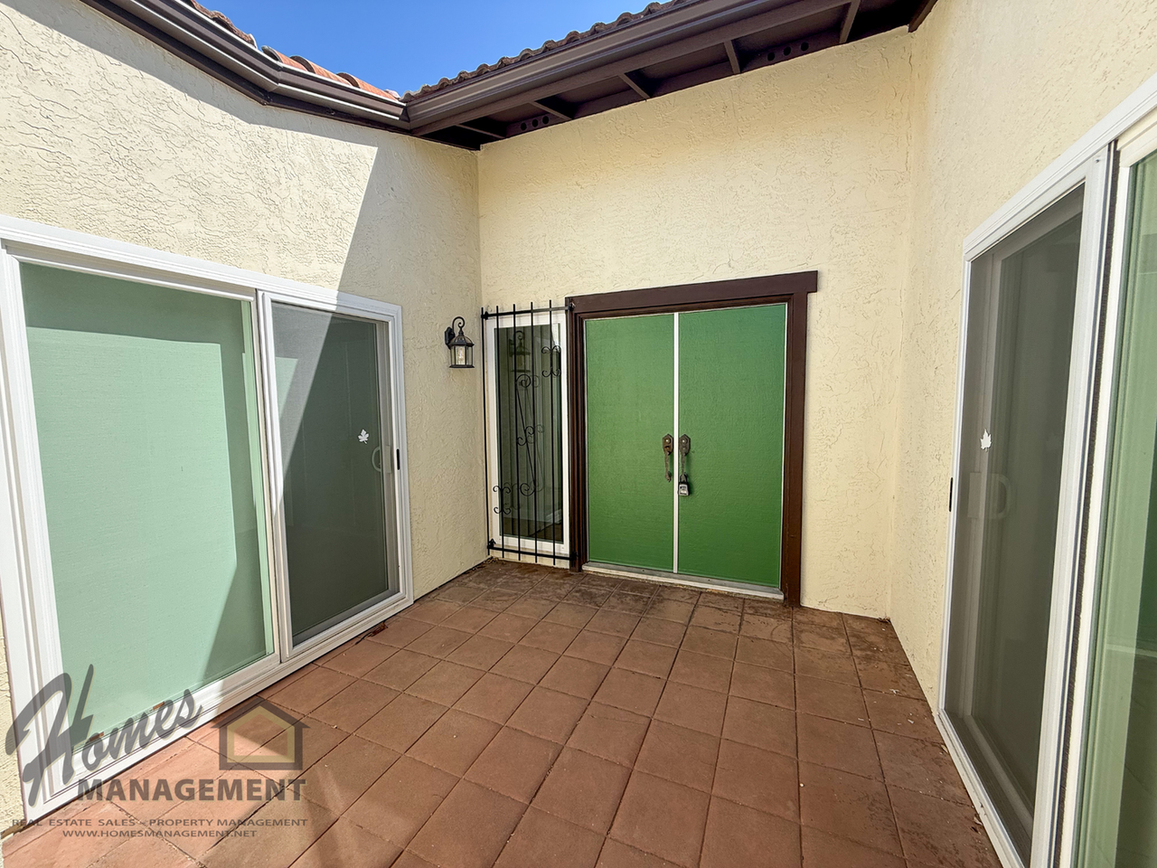 1826 Cortez Ave - Photo 2 of 21