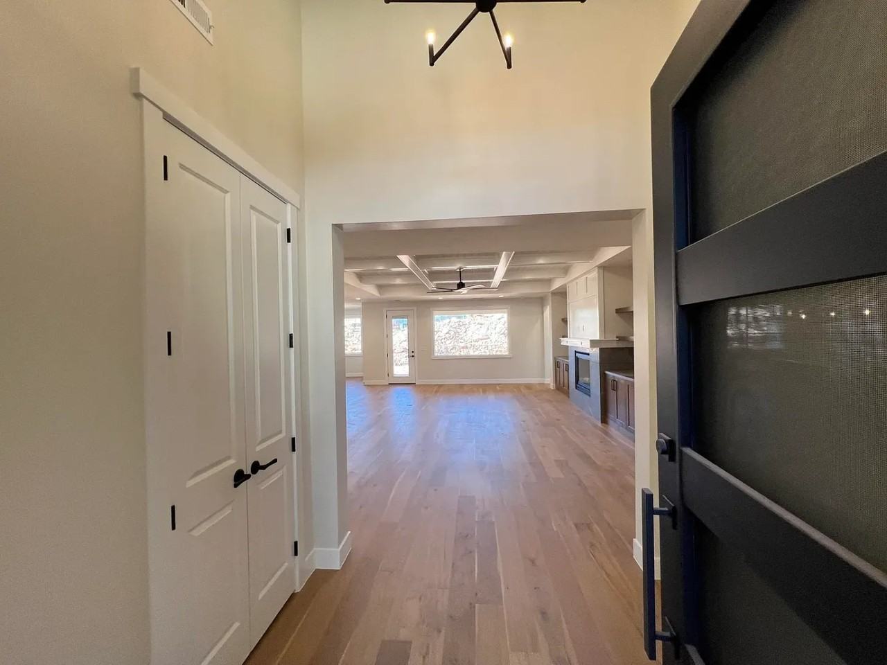 4888 S Homestead Way - Photo 6 of 35