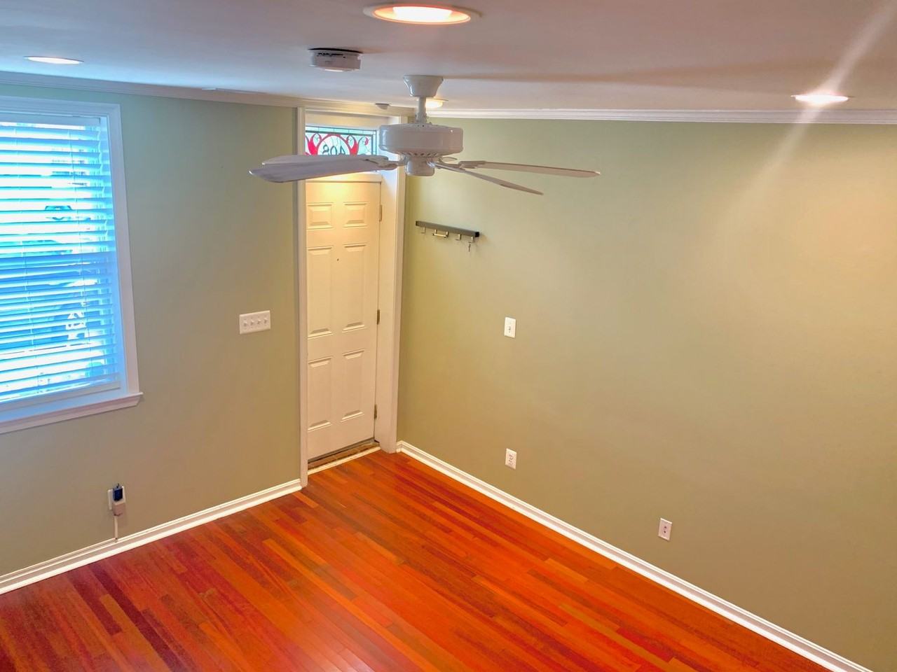 408 S Washington St - Photo 2 of 17