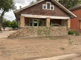 featured image of 1124 Lake Ave