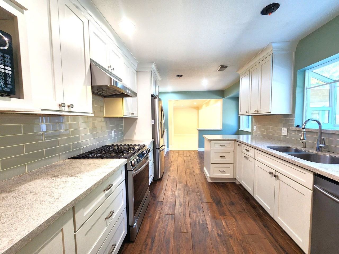 1401 Ralston Ave - Photo 4 of 50