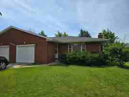 featured image of 1705 Linda Ln