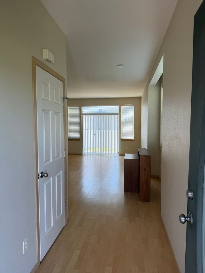 1224 8th St W - Photo 4 of 38