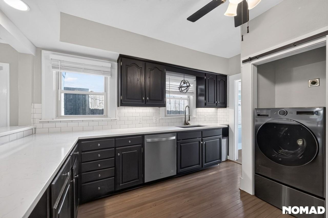 5709 Monticello Ave - Photo 3 of 31