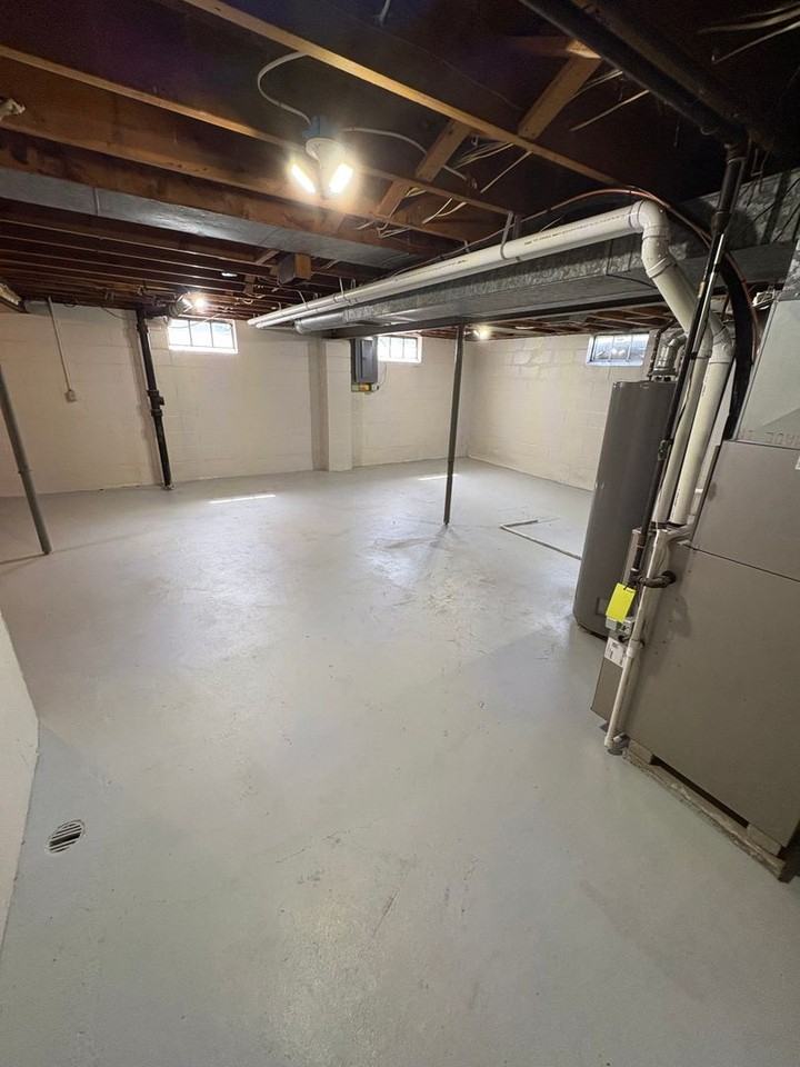 1745 Sager Ave - Photo 7 of 13