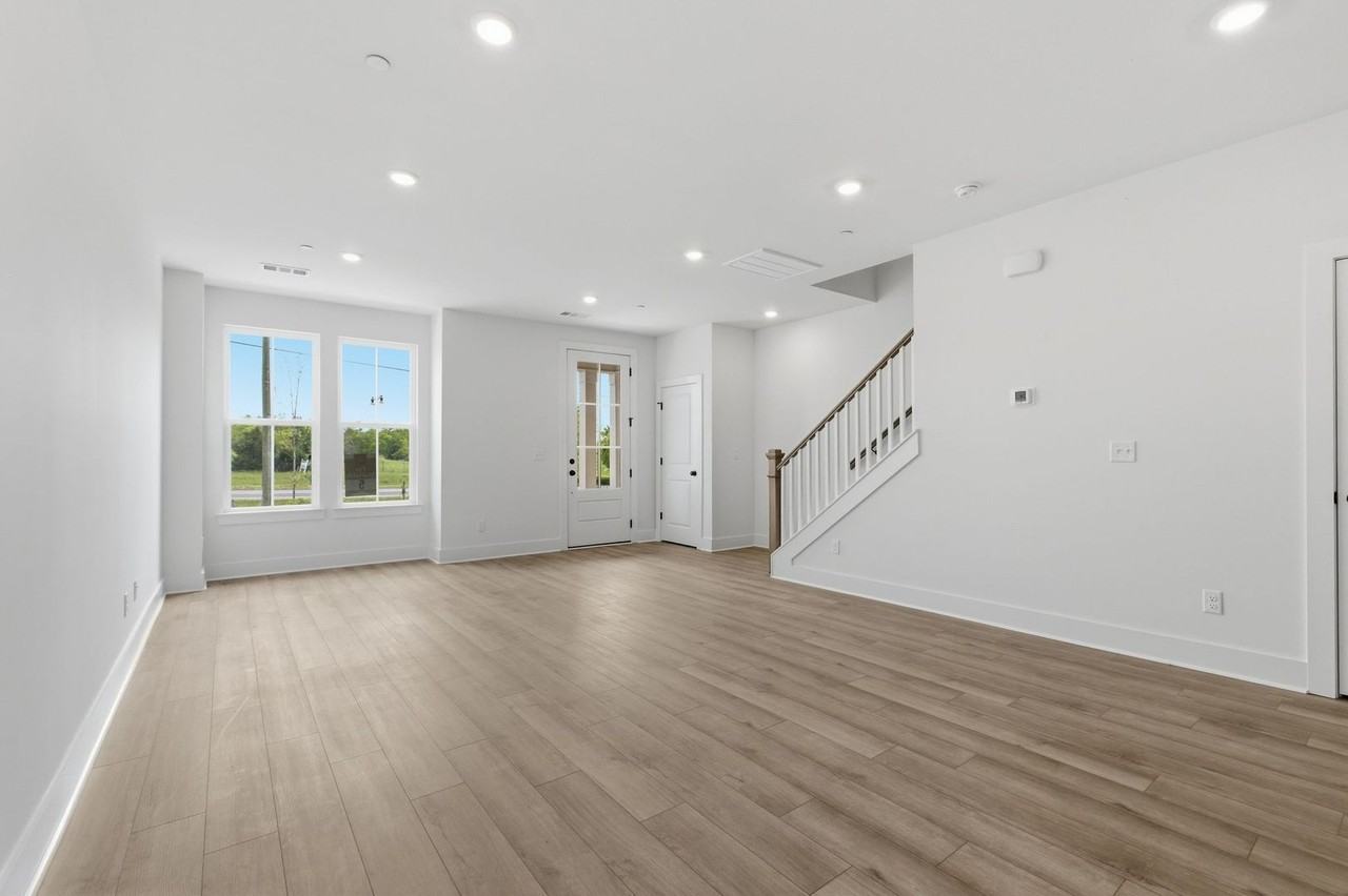 124 Nearwater Pl #5 - Photo 6 of 18