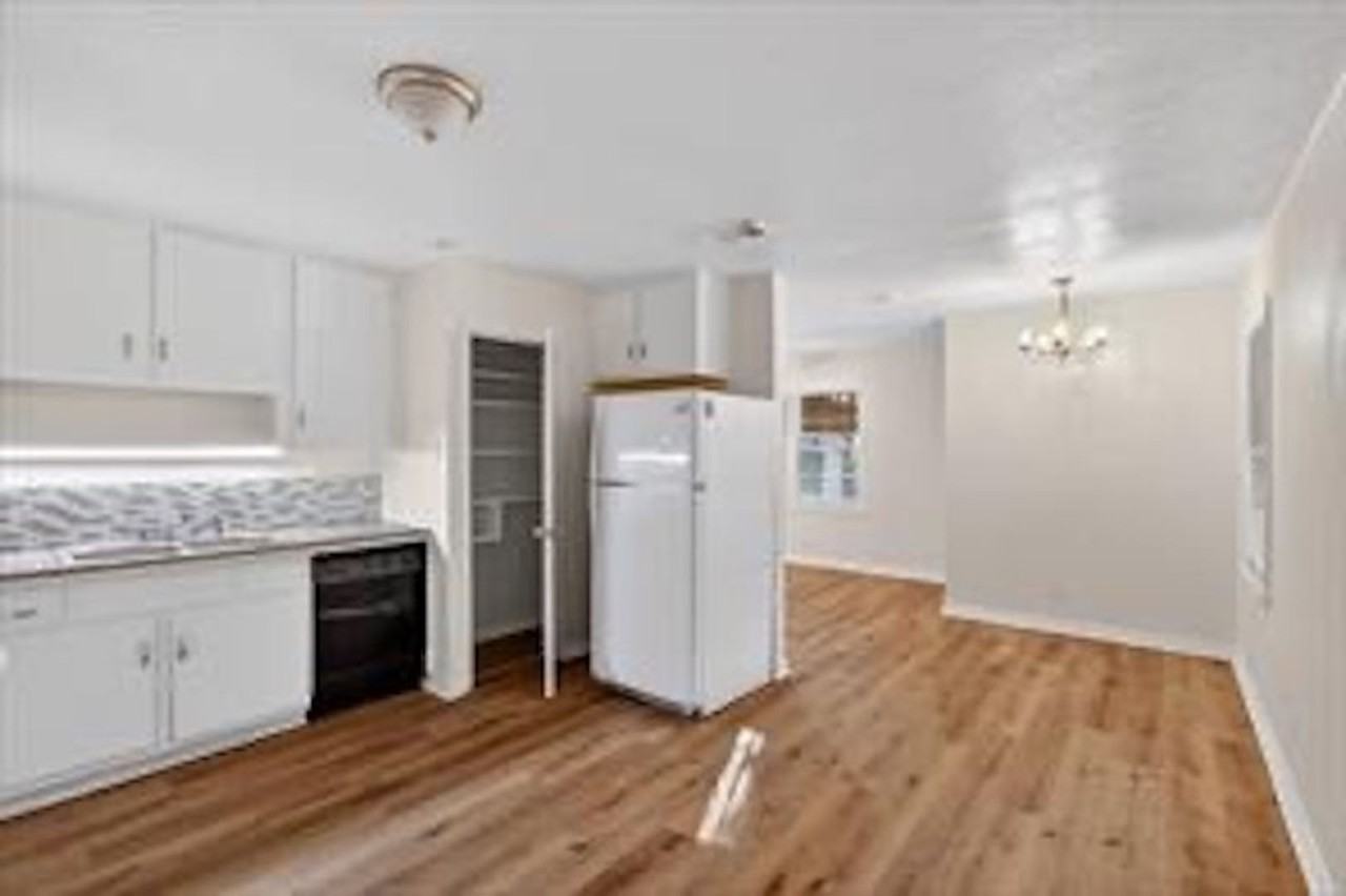 4709 Mayfair St - Photo 5 of 28
