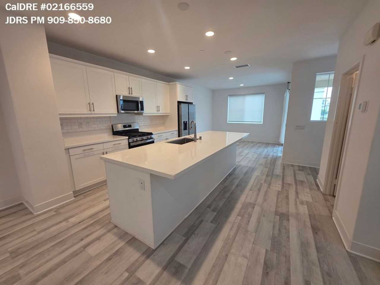 11015 Deckhouse Dr - Photo 3 of 30