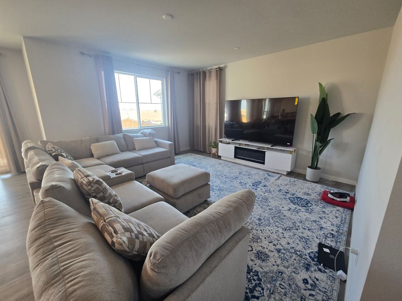 1431 Loraine Cir N - Photo 7 of 20