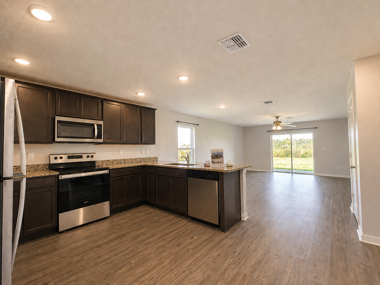 5532 Imagination Dr - Photo 4 of 13