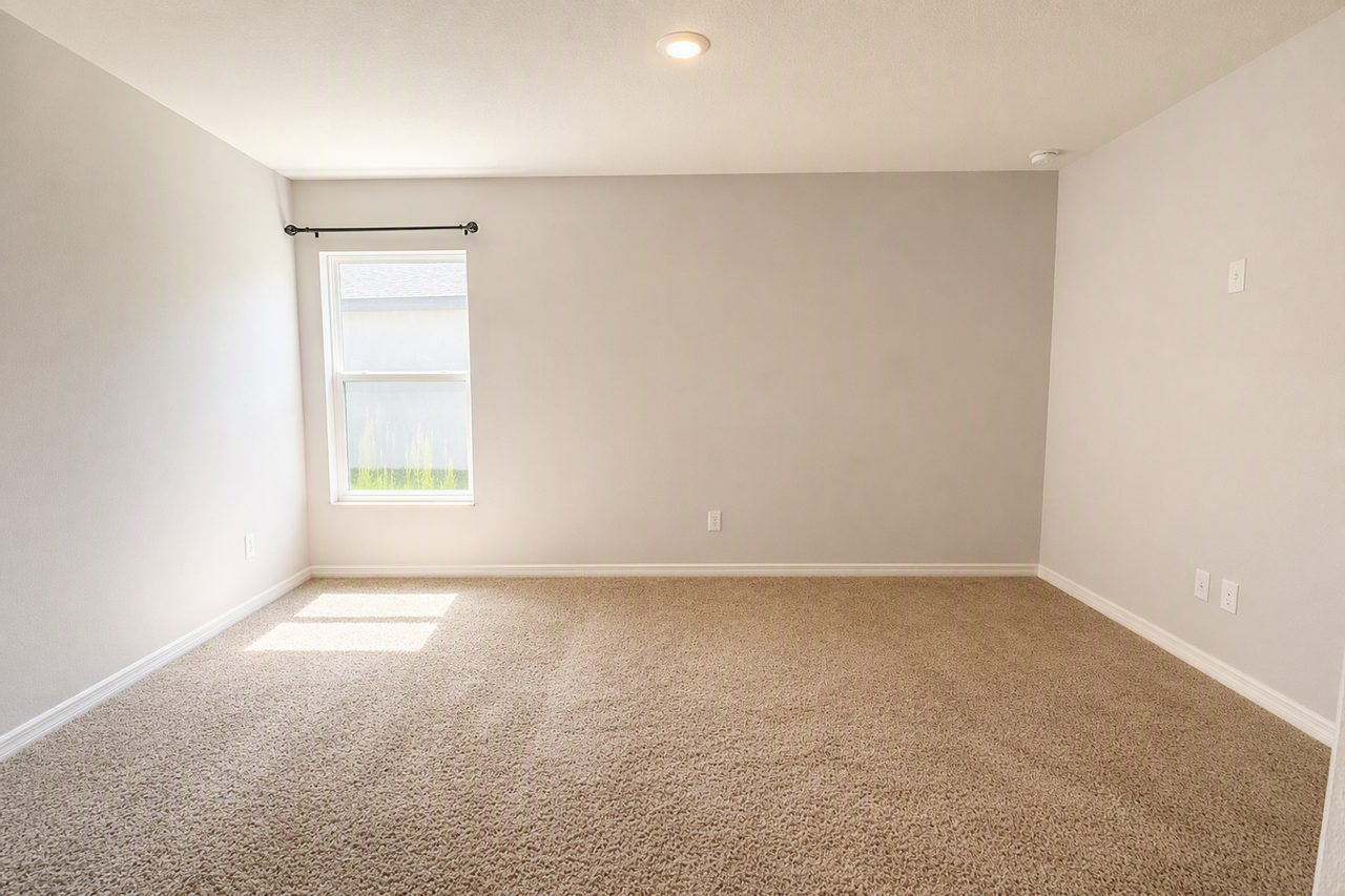 5532 Imagination Dr - Photo 7 of 13