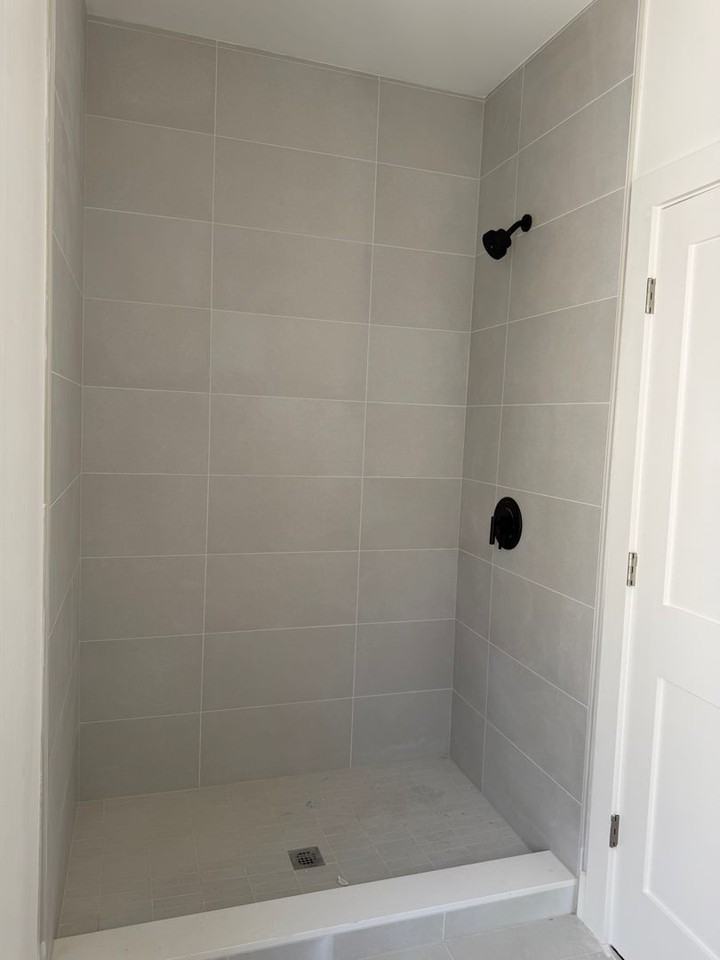 80 Marion St - Photo 4 of 7