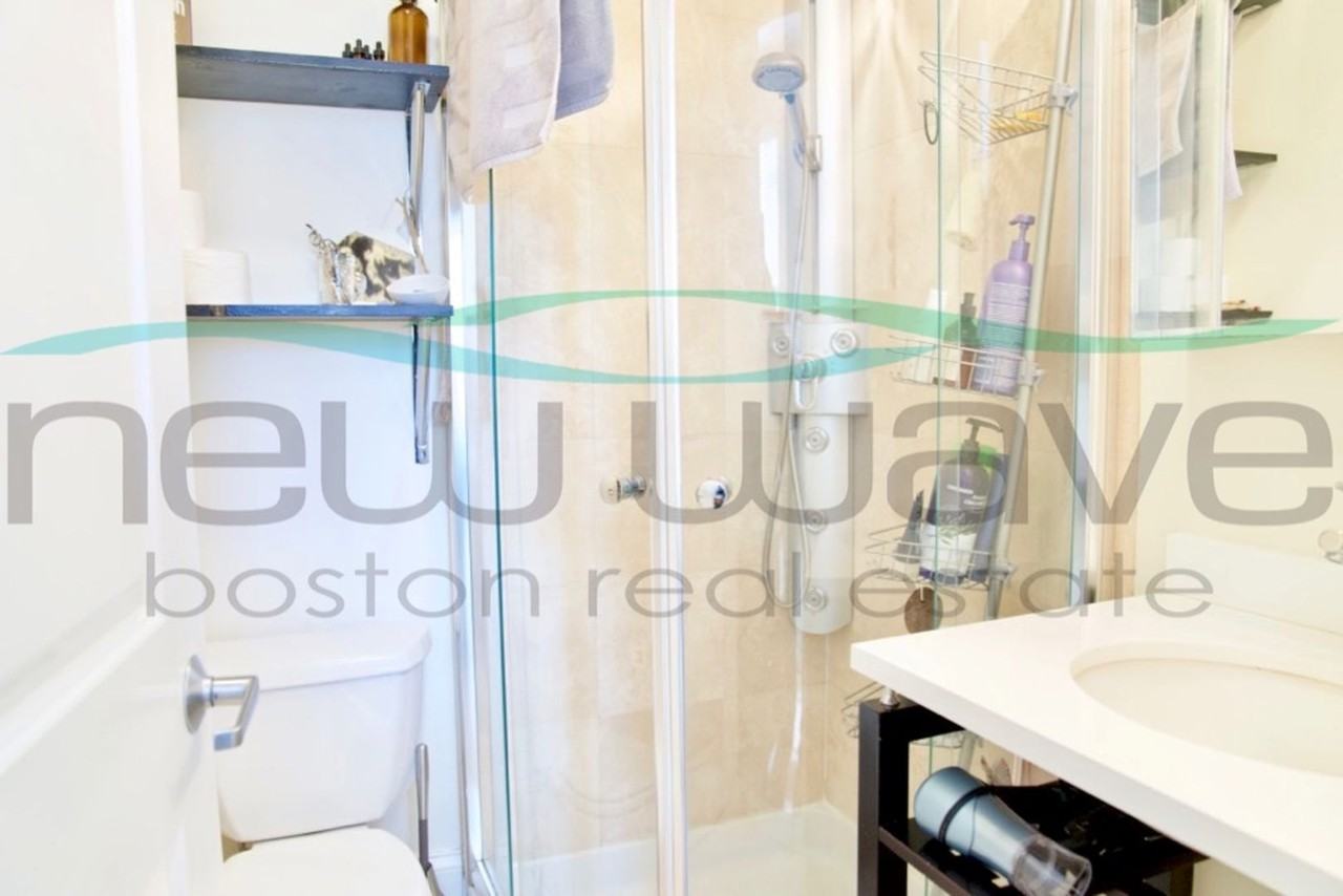 290 Columbus Ave - Photo 4 of 28
