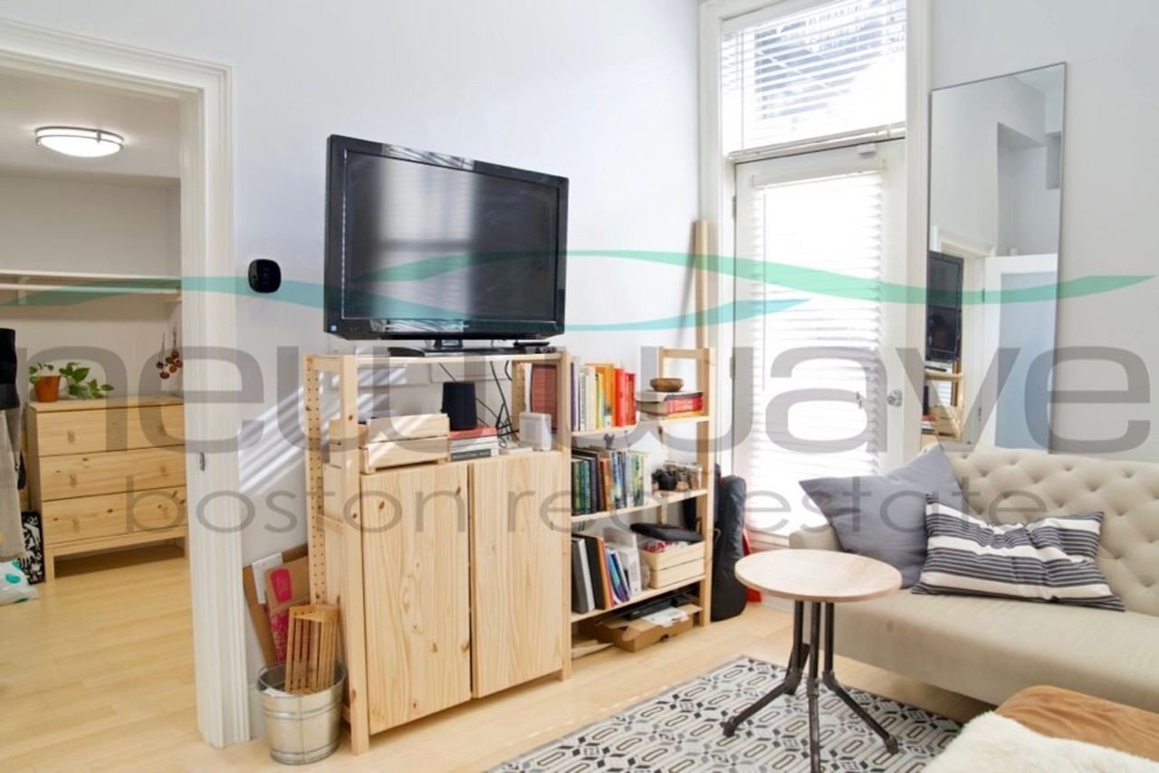 290 Columbus Ave - Photo 7 of 28