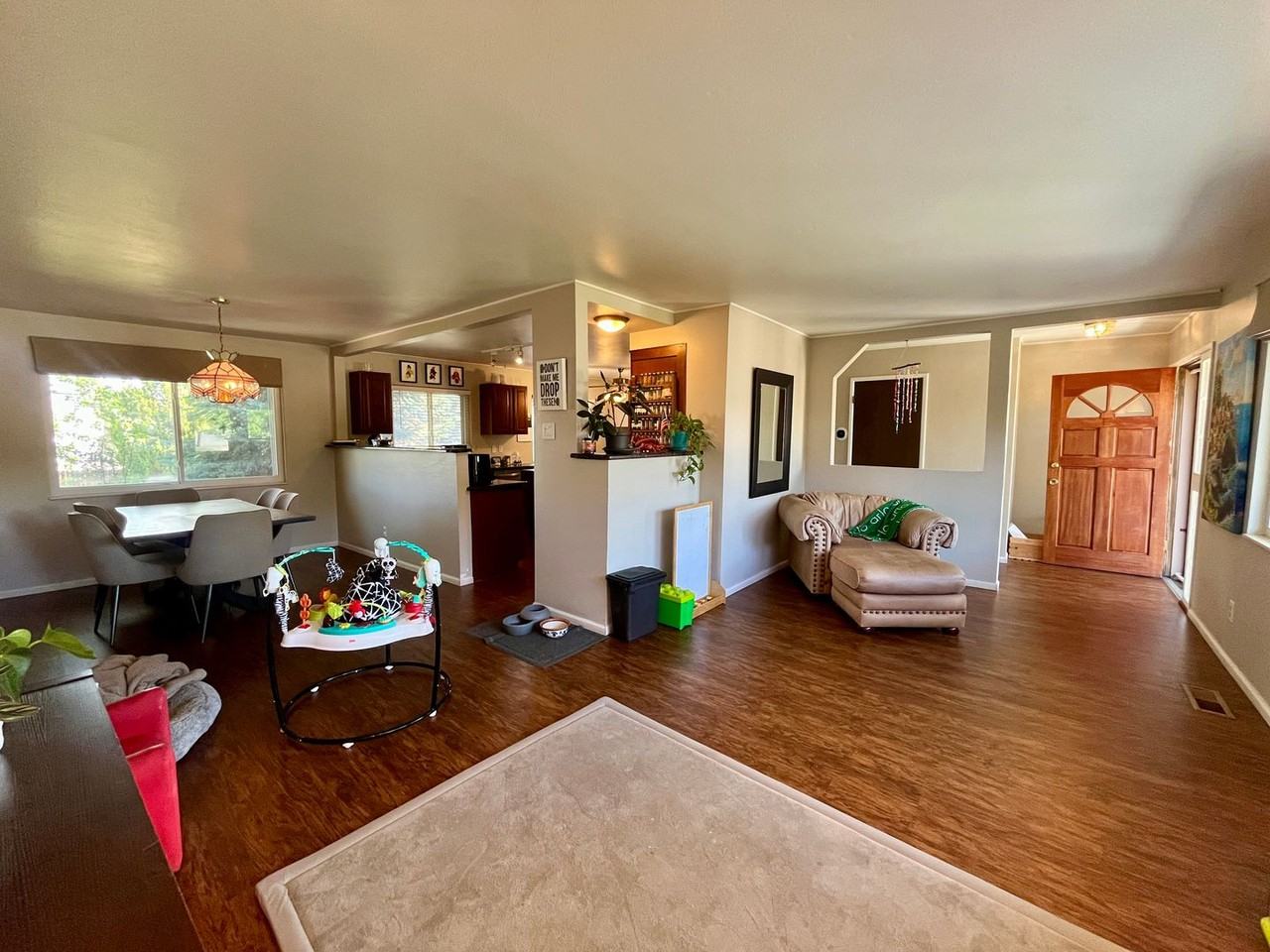 7635 E Amherst Ave - Photo 5 of 33