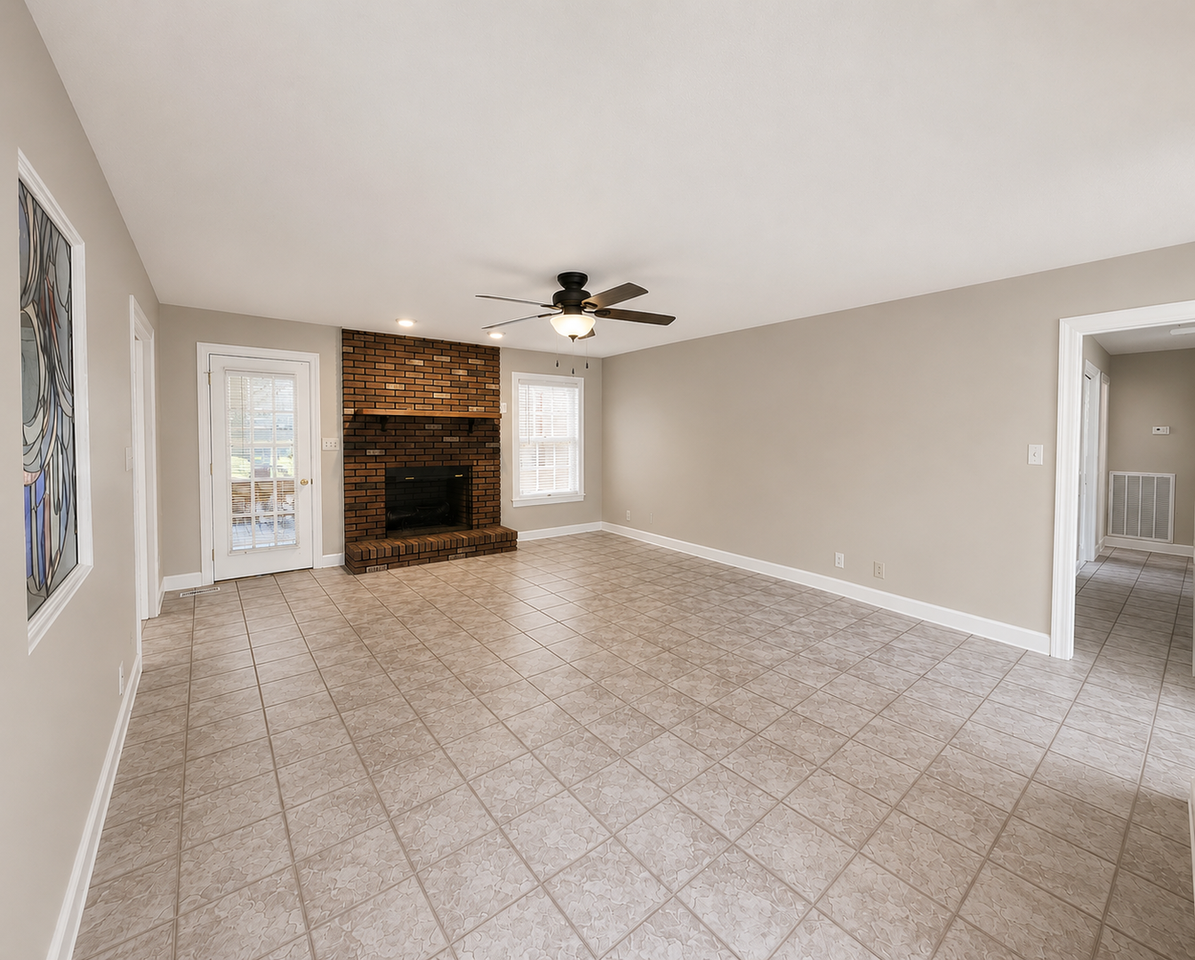 538 Brentwood Cir - Photo 2 of 6