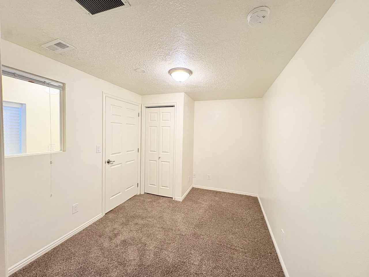 334 W 1150 S - Photo 3 of 28