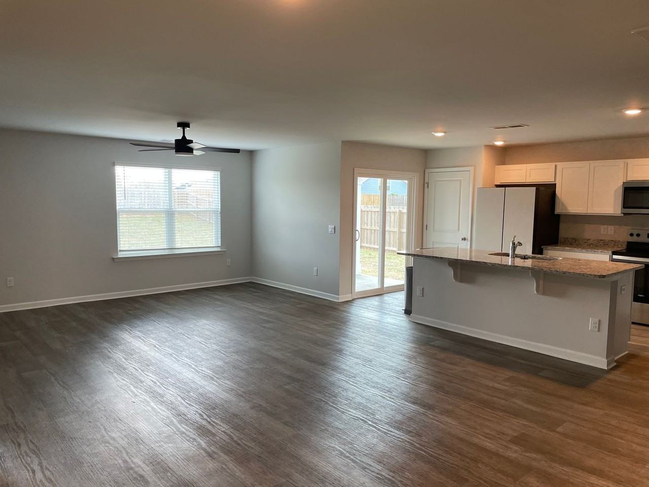 1824 E Woodstork Ln Ne - Photo 3 of 38