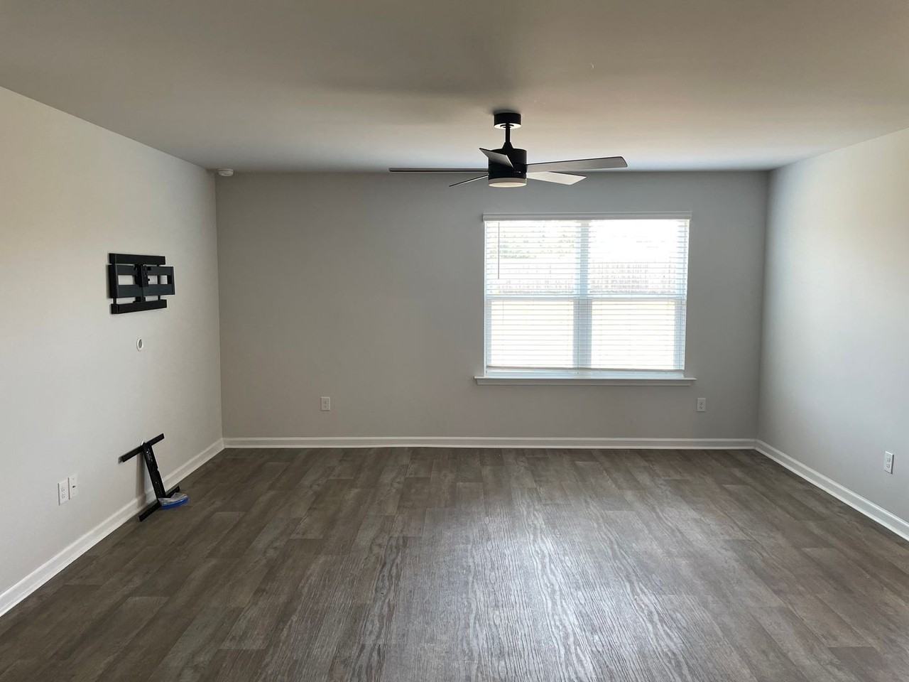1824 E Woodstork Ln Ne - Photo 4 of 38